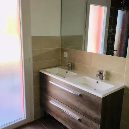 Les - Avec Privatif * וואלנסול