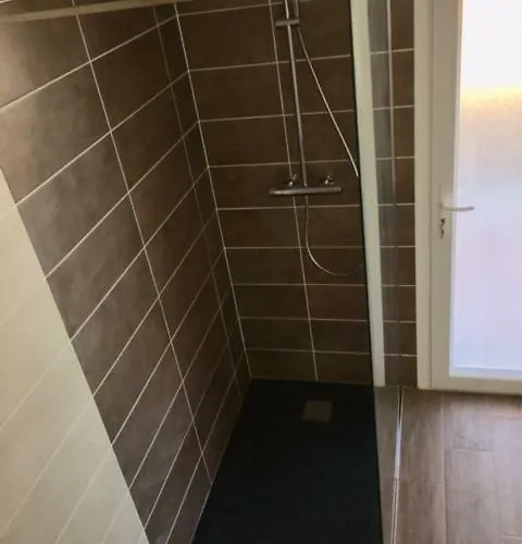 Hébergement de vacances Les - Avec Privatif