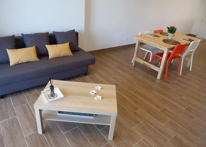 Hébergement de vacances Les - Avec Privatif