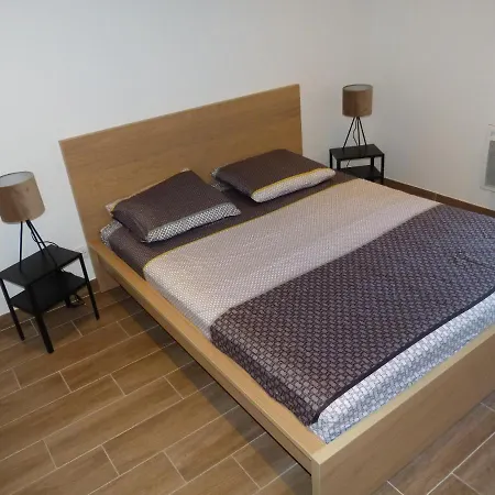 Σπίτι διακοπών Les - Avec Privatif Valensole